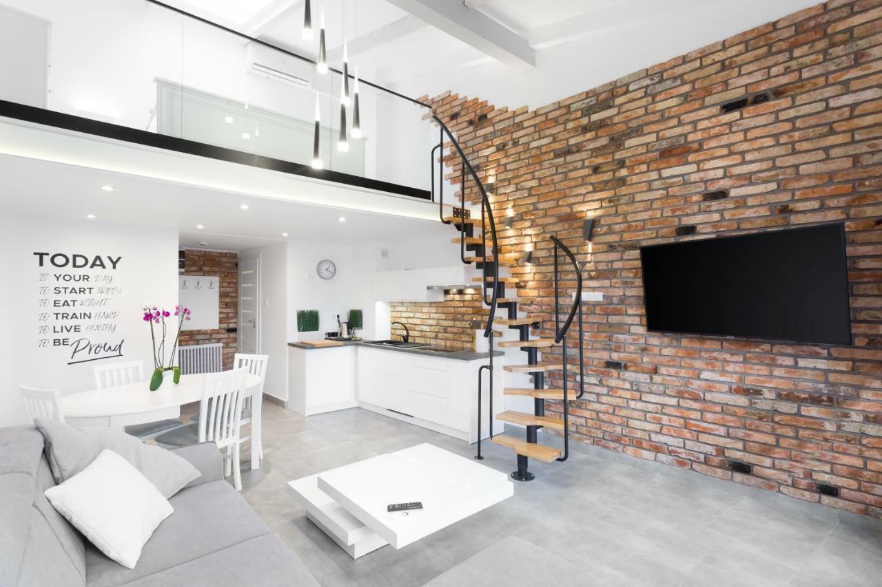 פוזנן Wuchta Wiary Apartment מראה חיצוני תמונה