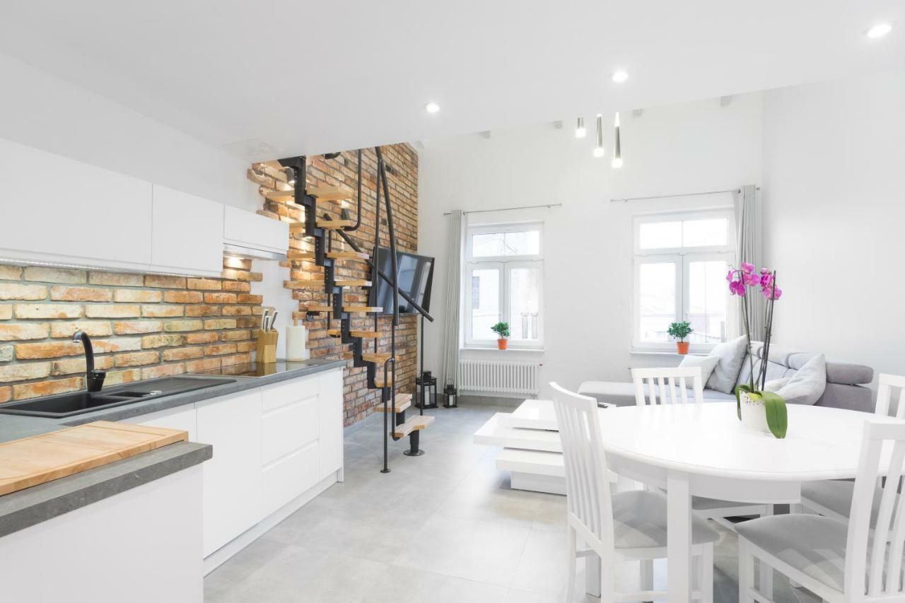פוזנן Wuchta Wiary Apartment מראה חיצוני תמונה